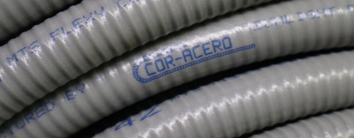 Camiones y estructuras metálicas